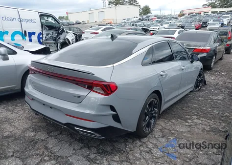 2022 Kia K5 Gt-Line z USA, uszkodzony, nr VIN 5XXG64J23NG110549